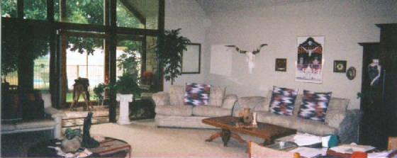 familyroom.jpg