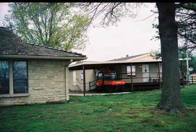 mobilehome1.jpg